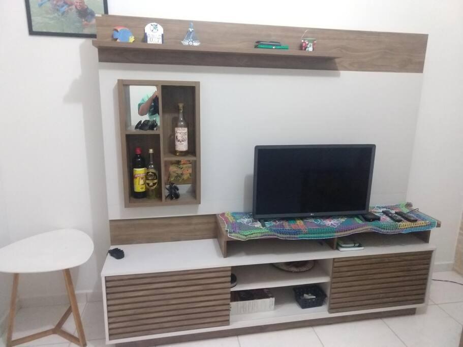 Casa Em Itanhaem Com 2 Quartos Garagem P 2 Carros, Churrasqueira, Piscina 200 M Da Praia Kültér fotó